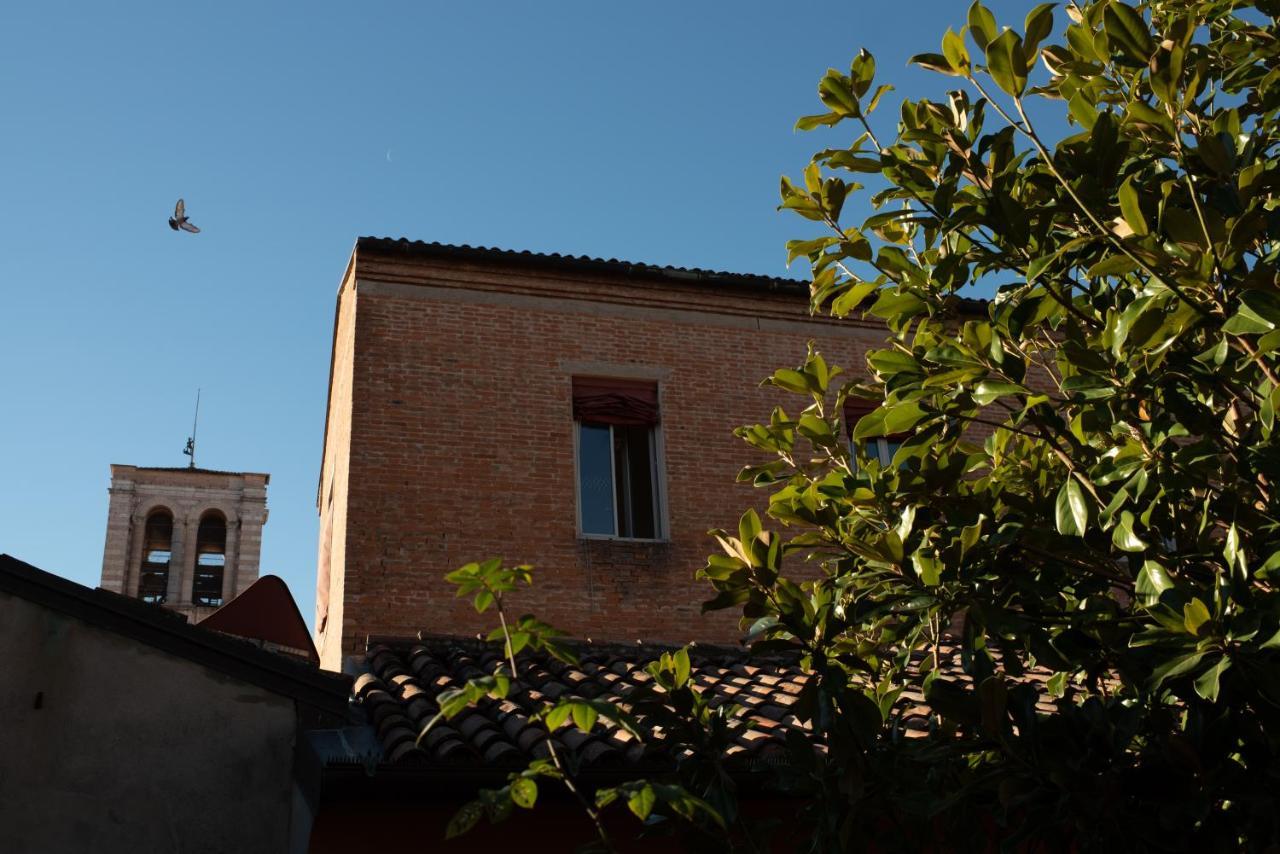 Corte Degli Estensi, Romantica Mansardina Φεράρα Εξωτερικό φωτογραφία